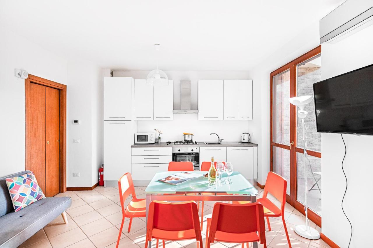 Residence Sole T29 Apartment By Wonderful Italy Sirmione Esterno foto