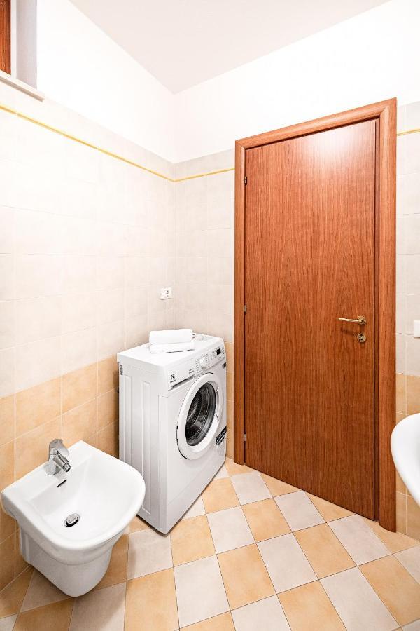 Residence Sole T29 Apartment By Wonderful Italy Sirmione Esterno foto